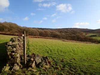 A fantastic view of Stanage Edge from near Green's House, north of Hathersage.